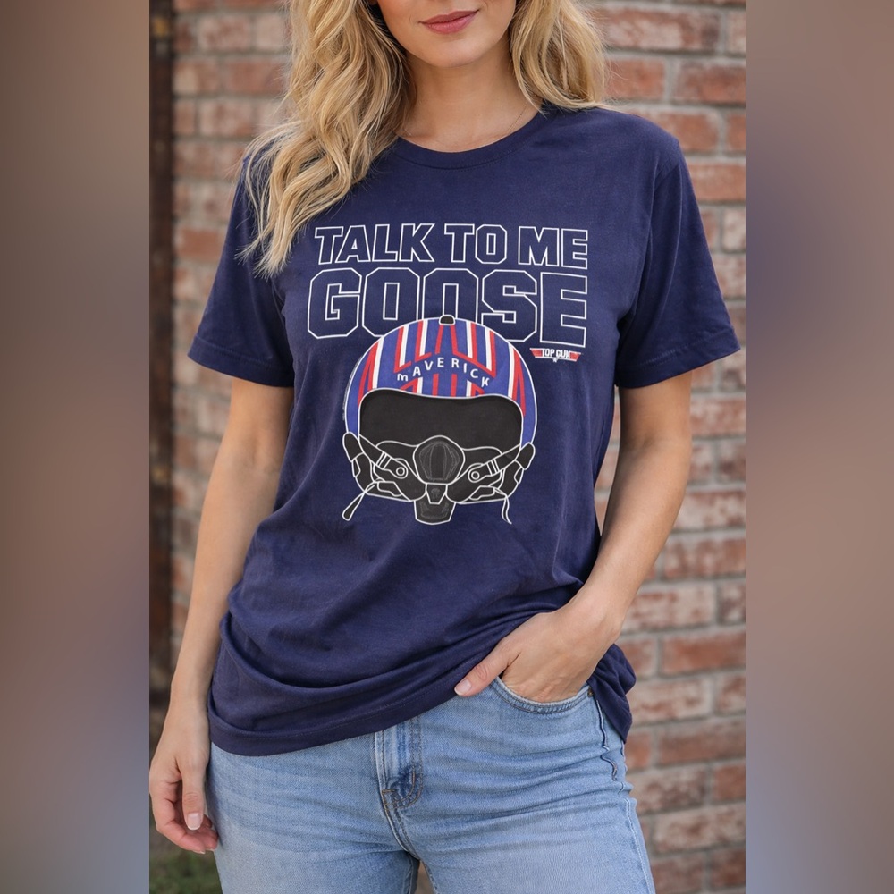 Top Gun Graphic Tee “Talk to me goose” Sz S; PTP 16-20”, Length 25”